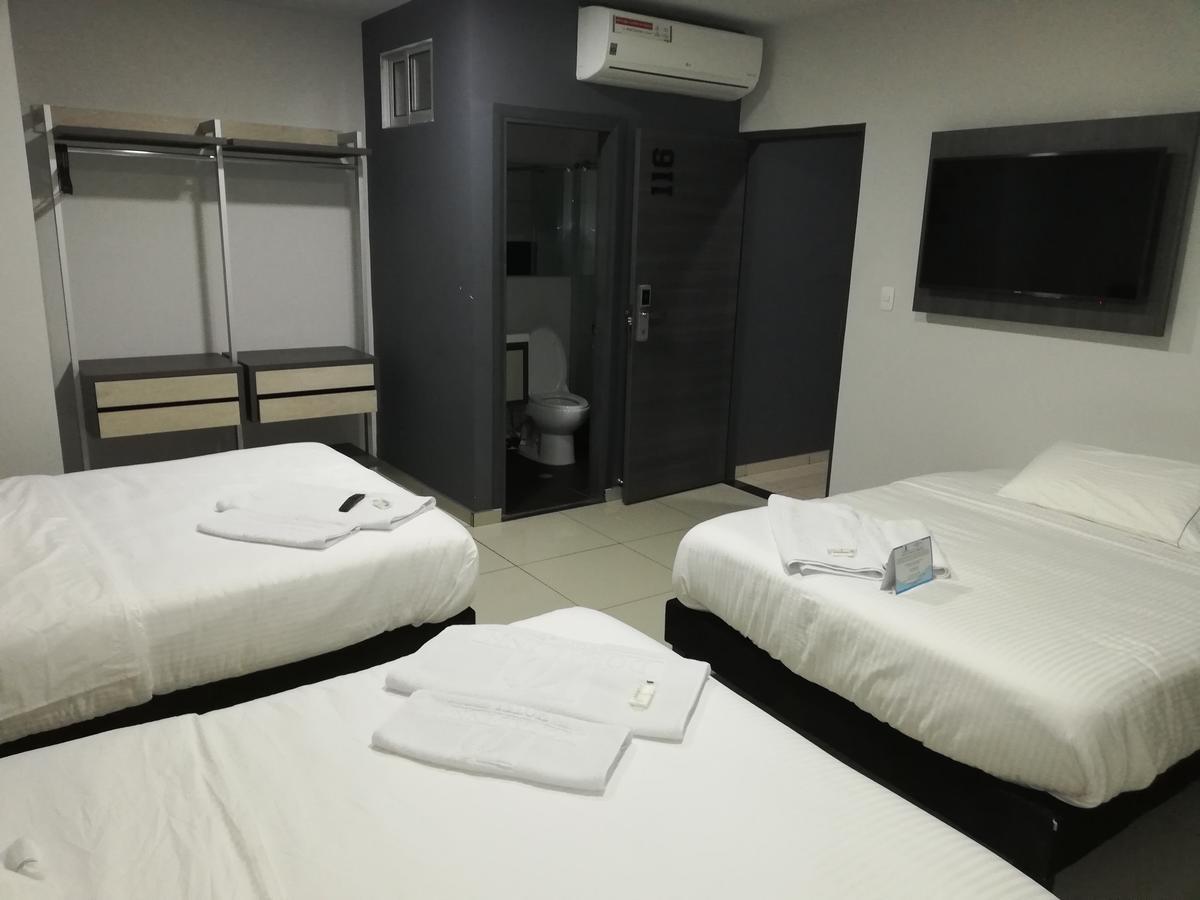 Hotel Doral Inn Ибаге Экстерьер фото